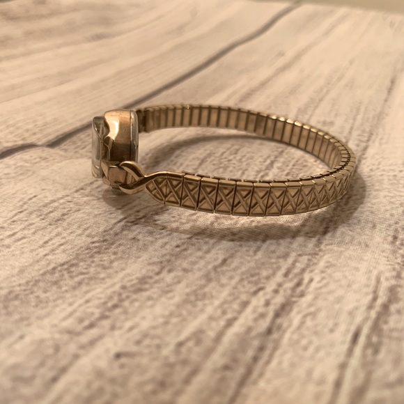 Vintage Wadsworth AVIA Good Watch - Picture 3 of 5